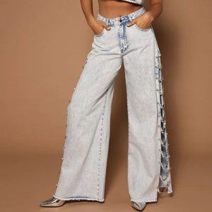 Embellished Jeans - Light Blue Wash - Fashion Nova - Never worn - NEW w/tags